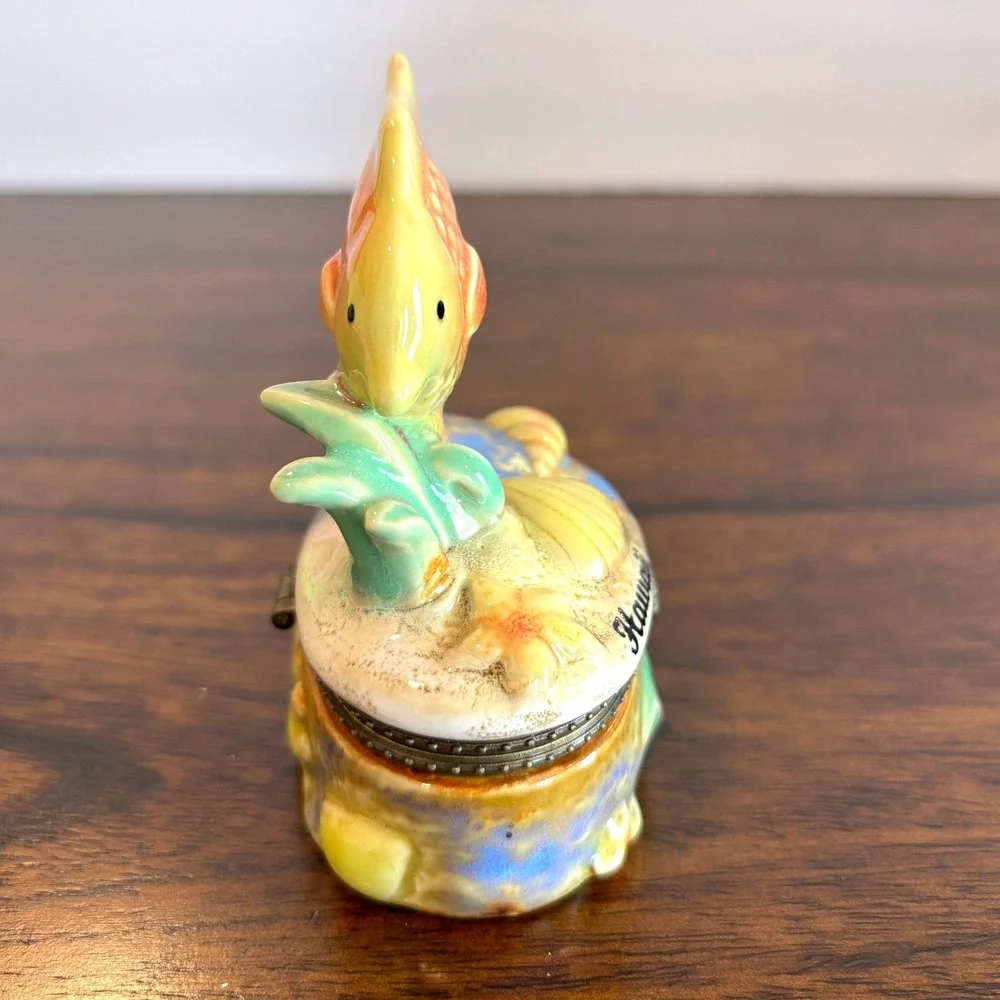 Vintage Hawaii Tropical Fish Ceramic Trinket Box Keepsake Coastal Beach Ocean